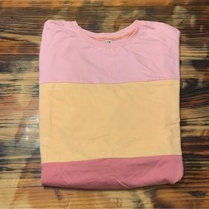 Kindly Yours 3 colored sweatshirt. Size XL